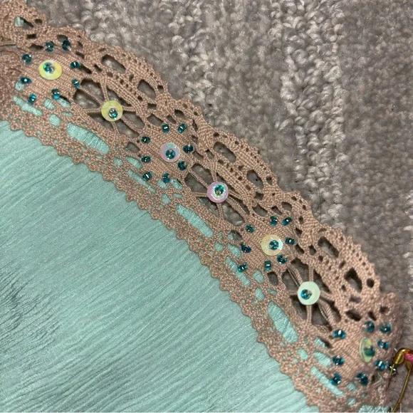 NWT Gold Hawk 100% Silk Beaded Lace Trim Camisole Tiffany Boho Fairy Women’s L - Picture 6 of 10